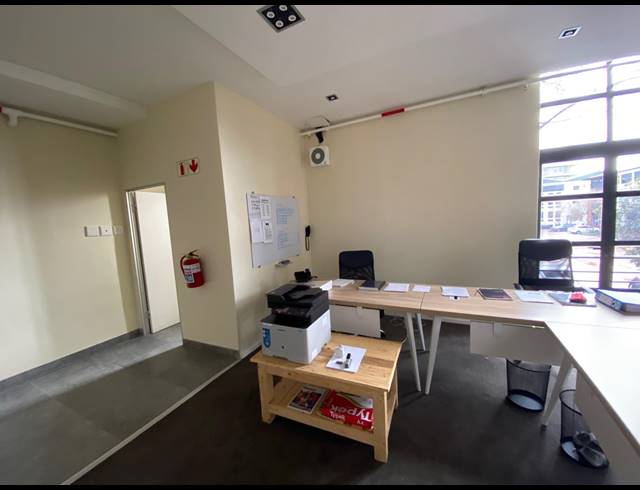 48M² OFFICE TO LET IN OBSERVATORY